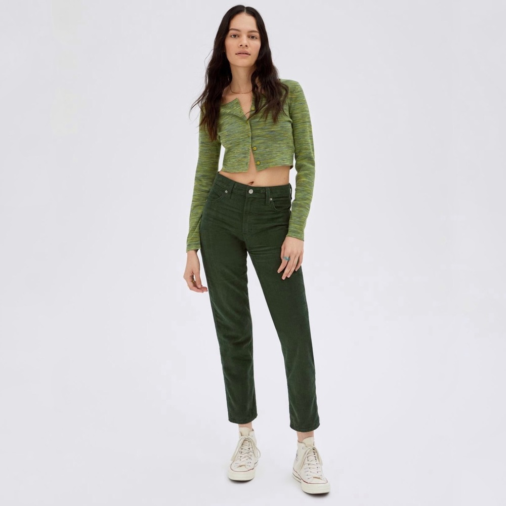Aritzia | Sunday Best | Zola Mom Jean Green Corduroy Size 0